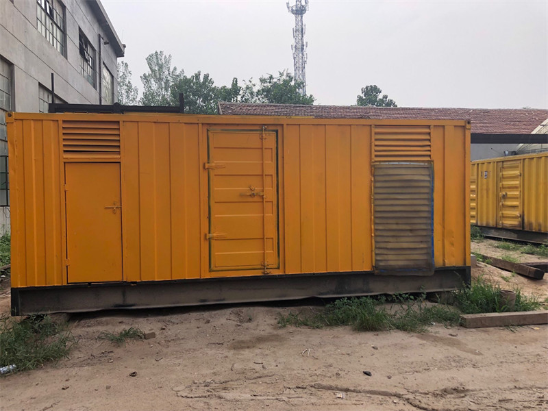 太湖柴油发电机如何判断新机油是否已经完全充满机油滤清器？