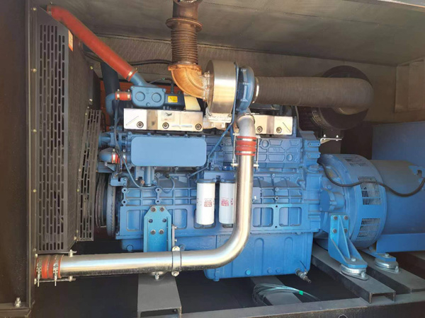 太湖柴油发电机组一般有几种电压输出？