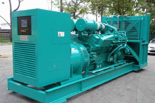 太湖柴油发电机组电压不稳定怎样维修？