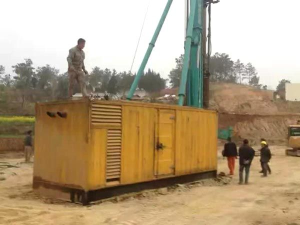 太湖如何判断水冷式机油散热器密封件是否需要更换？